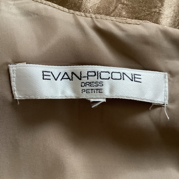 Evan Piccone Gold Metallic Cocktail Dress size Medium - Picture 4 of 9